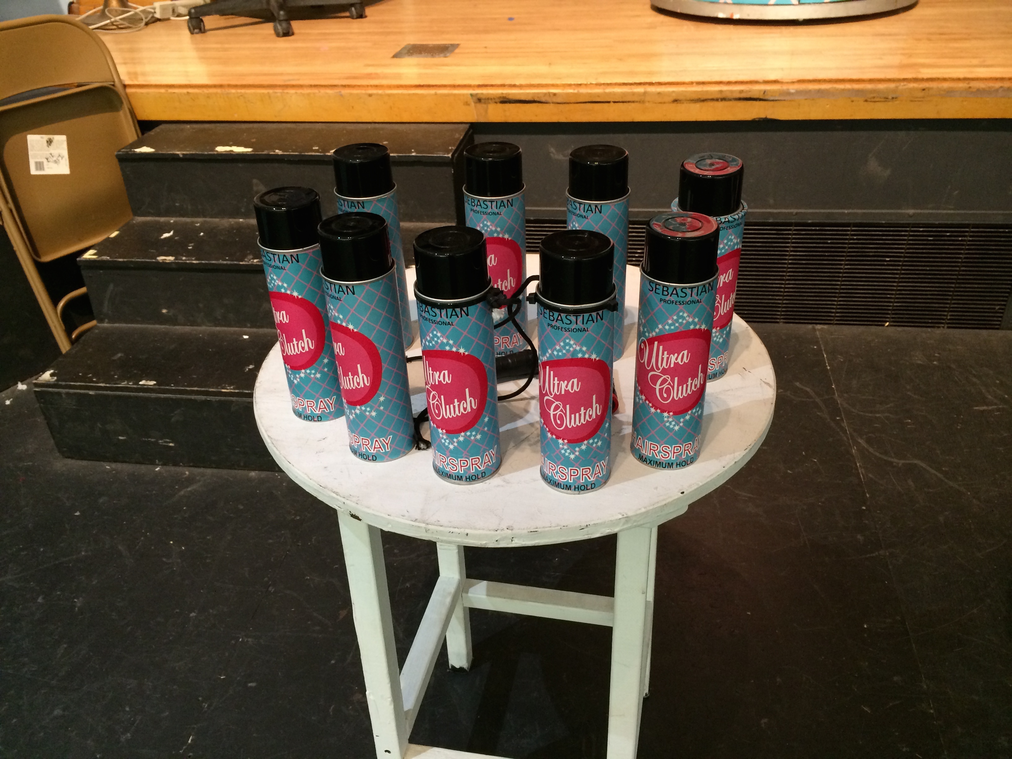 Hairspray small cans